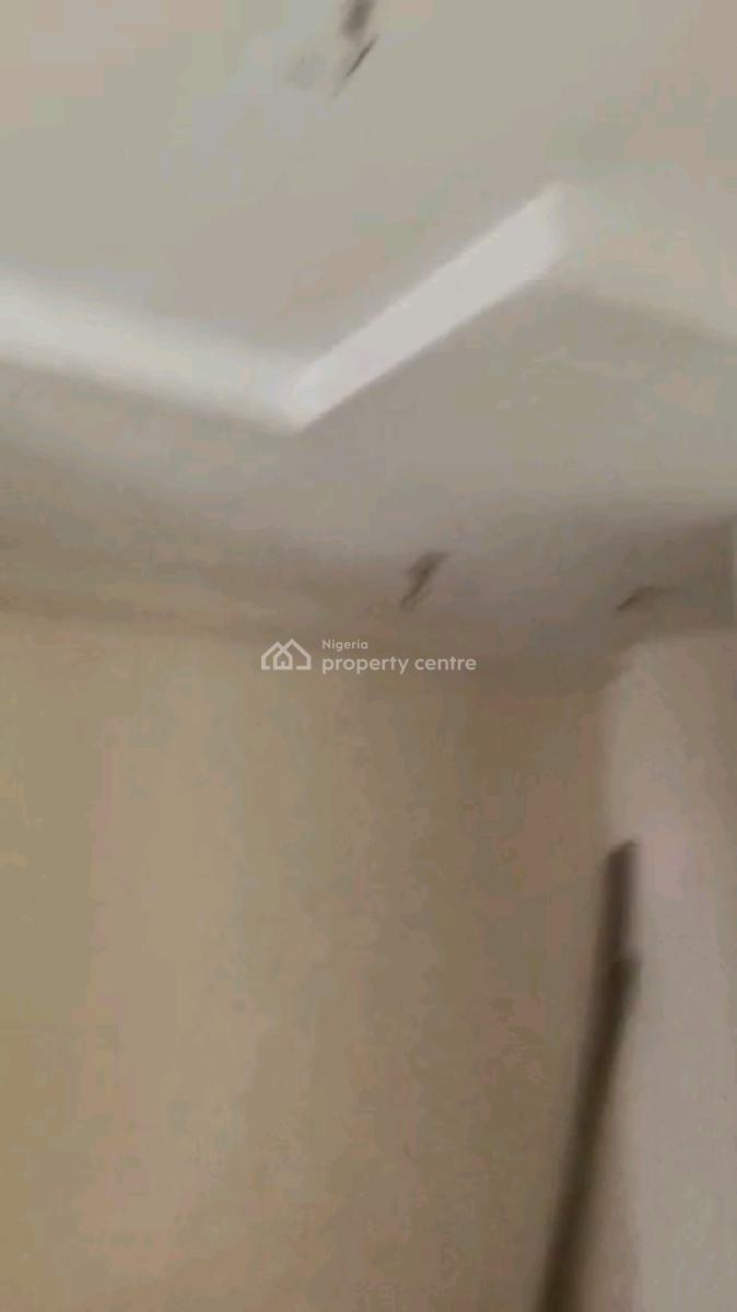 Standard and Spacious Mini Flat, Adekunle, Adekunle, Yaba, Lagos, Mini Flat (room and Parlour) for Rent