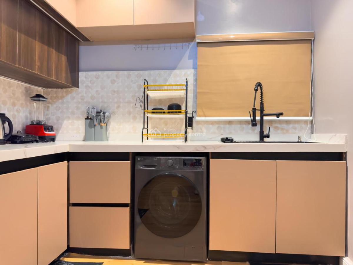 Spacious 2 Bedroom Apartment with Excellent Facilities, Spacious 2 Bedroom Apartment with Excellent Facilities, Lekki Phase 1, Lekki, Lagos, Flat / Apartment Short Let