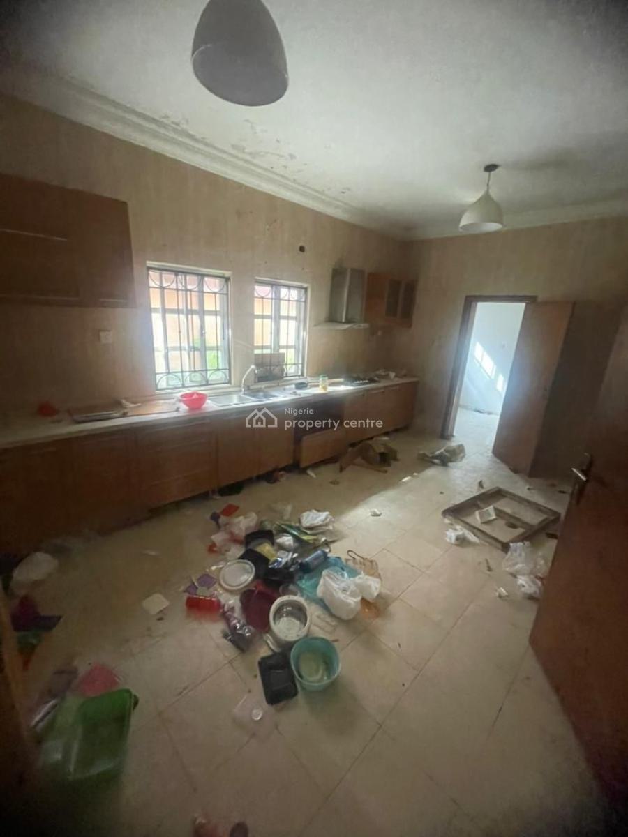 6 Bedroom Detached Duplex with Bq in a Secured Environment, Lekki Phase 1, Lekki, Lagos, Office Space for Rent