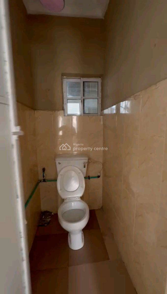 Standard and Spacious Mini Flat, Ladilak, Pedro, Gbagada, Lagos, Mini Flat (room and Parlour) for Rent