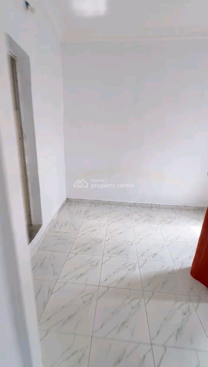 Standard and Spacious Mini Flat, Ladilak, Pedro, Gbagada, Lagos, Mini Flat (room and Parlour) for Rent