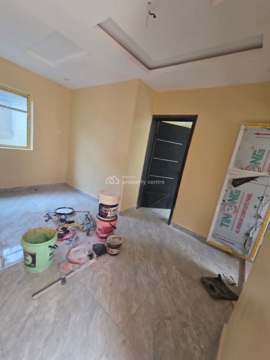Standard and Spacious Mini Flat, Jibowu, Yaba, Lagos, Mini Flat (room and Parlour) for Rent