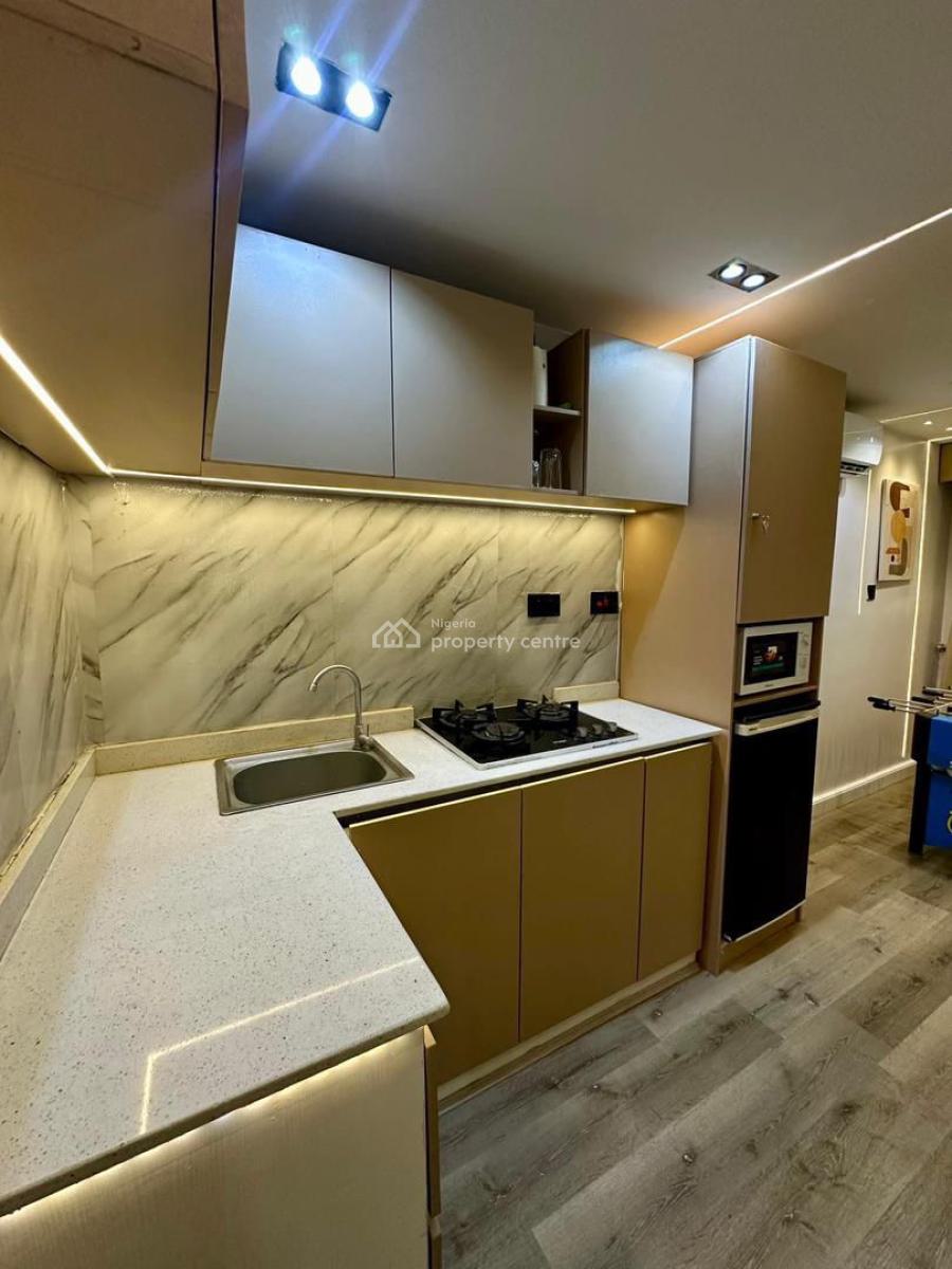 Luxury One Bedroom Apartment with Modern Comfort, Luxury One Bedroom Apartment with Modern Comfort, Lekki Phase 1, Lekki, Lagos, Flat / Apartment Short Let