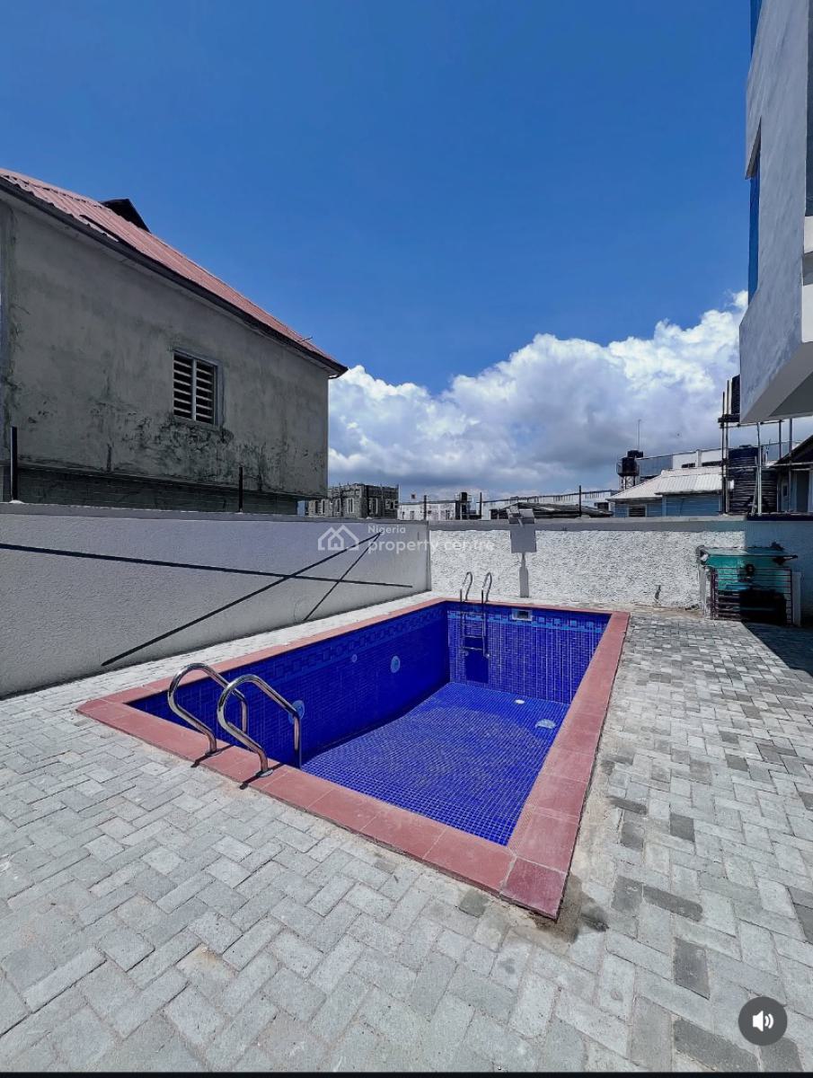 Service 2 Bedroom Apartments, Chevron Tollgate, Lekki Phase 2, Lekki, Lagos, Block of Flats for Sale