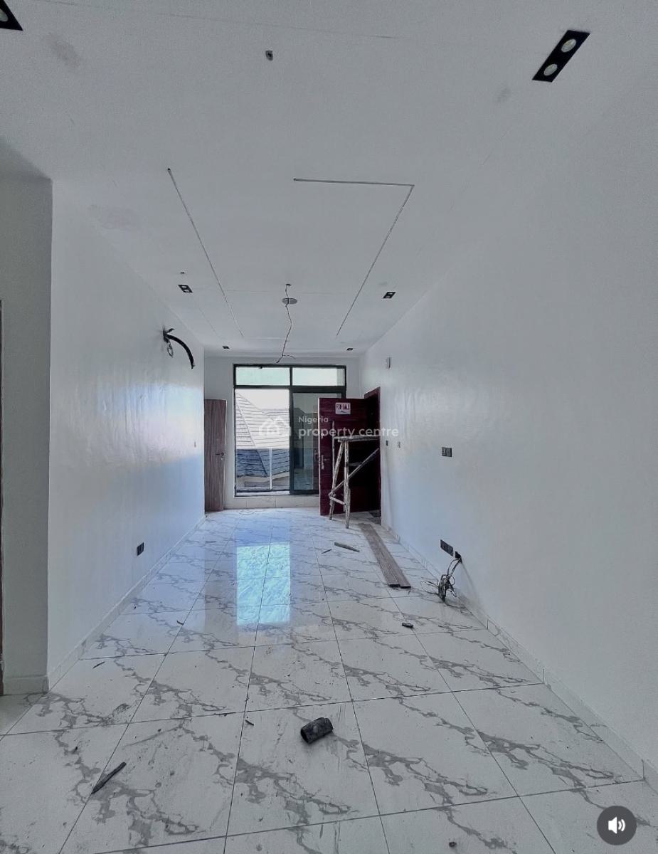 Service 2 Bedroom Apartments, Chevron Tollgate, Lekki Phase 2, Lekki, Lagos, Block of Flats for Sale