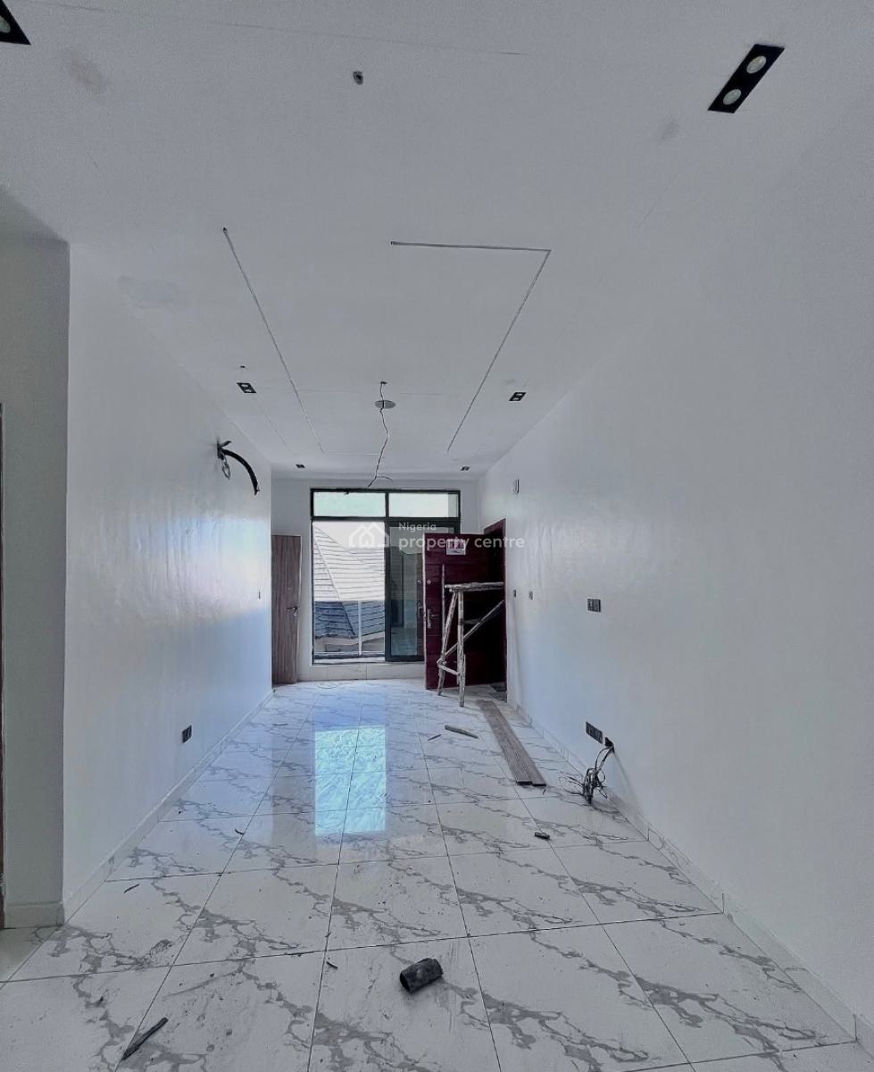 Service 2 Bedroom Apartments, Chevron Tollgate, Lekki Phase 2, Lekki, Lagos, Block of Flats for Sale