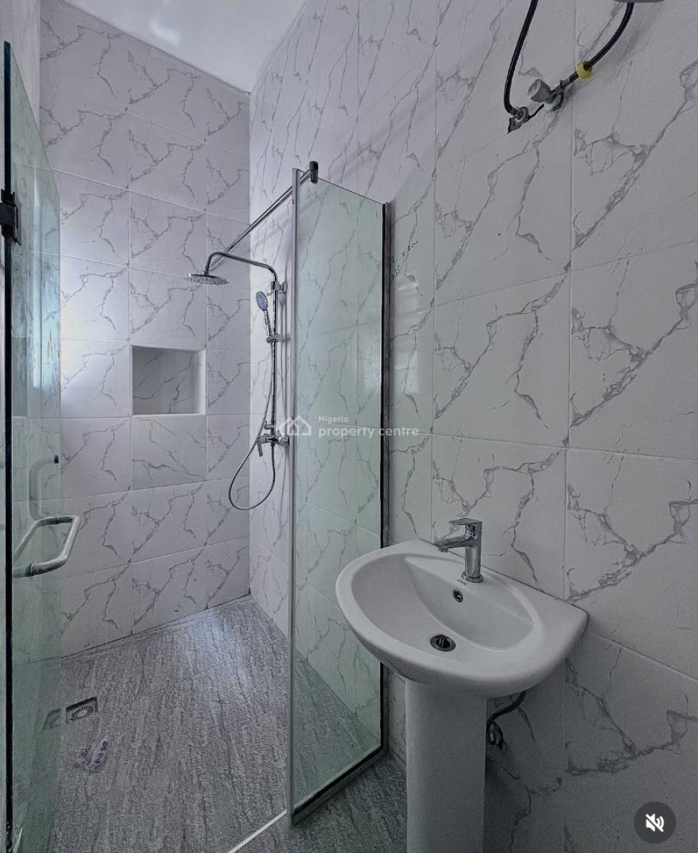 Service 2 Bedroom Apartments, Chevron Tollgate, Lekki Phase 2, Lekki, Lagos, Block of Flats for Sale