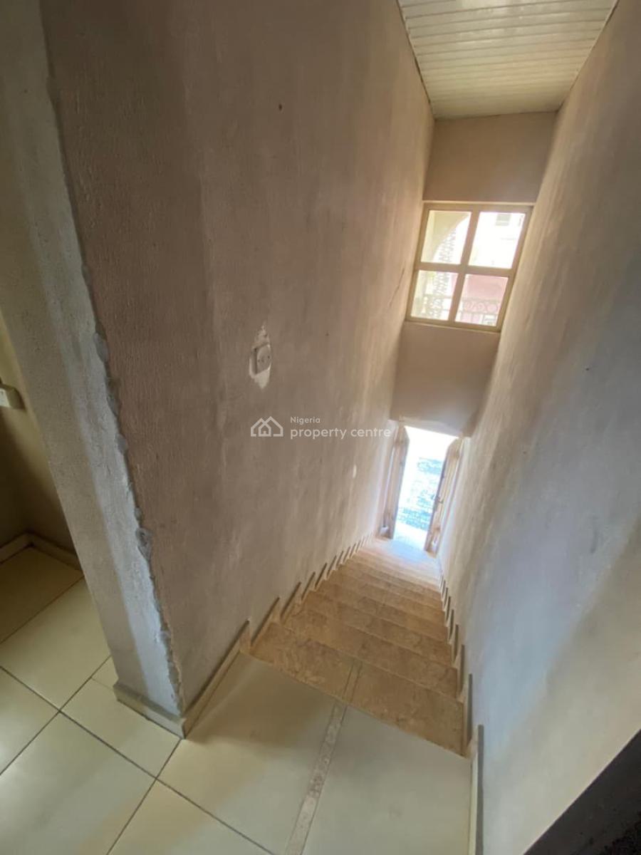 Lovely 3 Bedroom Apartment Available in a Secured and Serene Estate, Agungi, Lekki, Lagos, Flat / Apartment for Rent