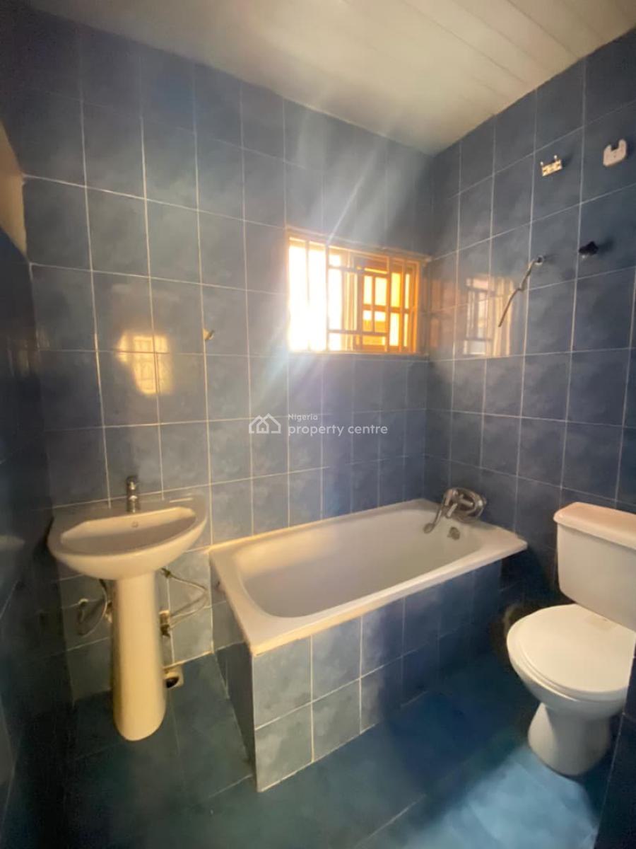 Lovely 3 Bedroom Apartment Available in a Secured and Serene Estate, Agungi, Lekki, Lagos, Flat / Apartment for Rent