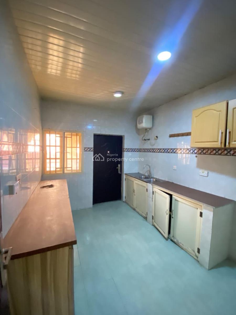 Lovely 3 Bedroom Apartment Available in a Secured and Serene Estate, Agungi, Lekki, Lagos, Flat / Apartment for Rent