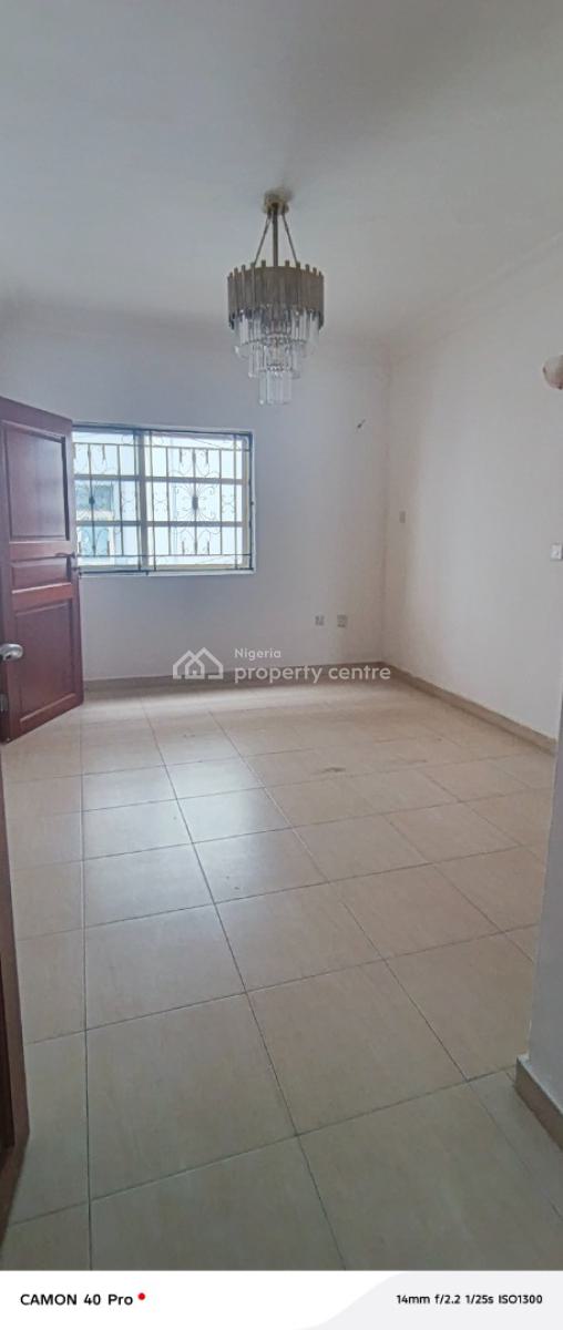 Single Room Shared Apartment, Orchid Road, Lekki, Lagos, Self Contain (single Rooms) for Rent