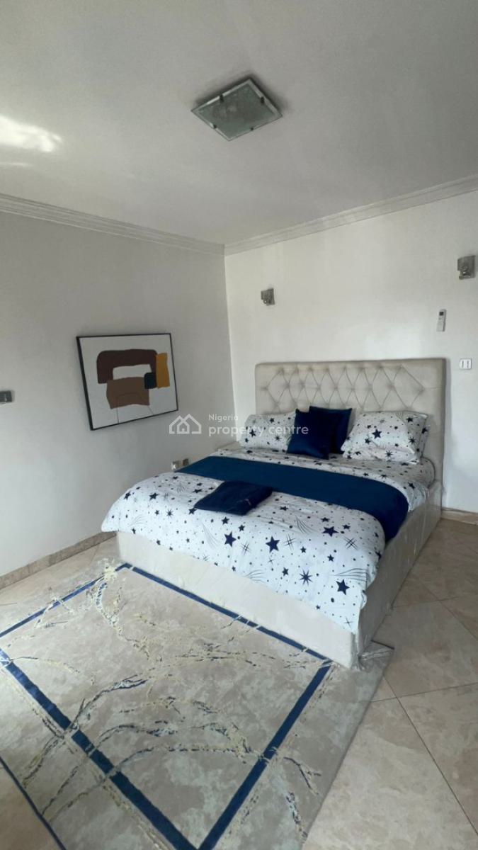 Self Serviced 2 Bedroom Flat in a Quiet Axis, Off Pinnacle Fuel Station, Lekki Phase 1, Lekki, Lagos, Flat / Apartment for Rent
