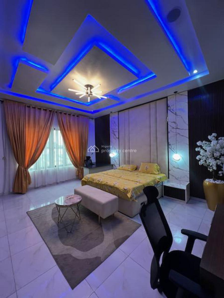 Furnished 2 Bedroom Flat in a Secured Estate, Agungi, Lekki, Lagos, Flat / Apartment for Rent