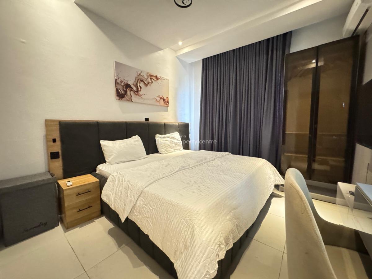 Luxury 2bedroom Apartment with Pool, Ps5 in a Secure Estate, Lekki Phase 1, Lekki, Lagos, Flat / Apartment Short Let