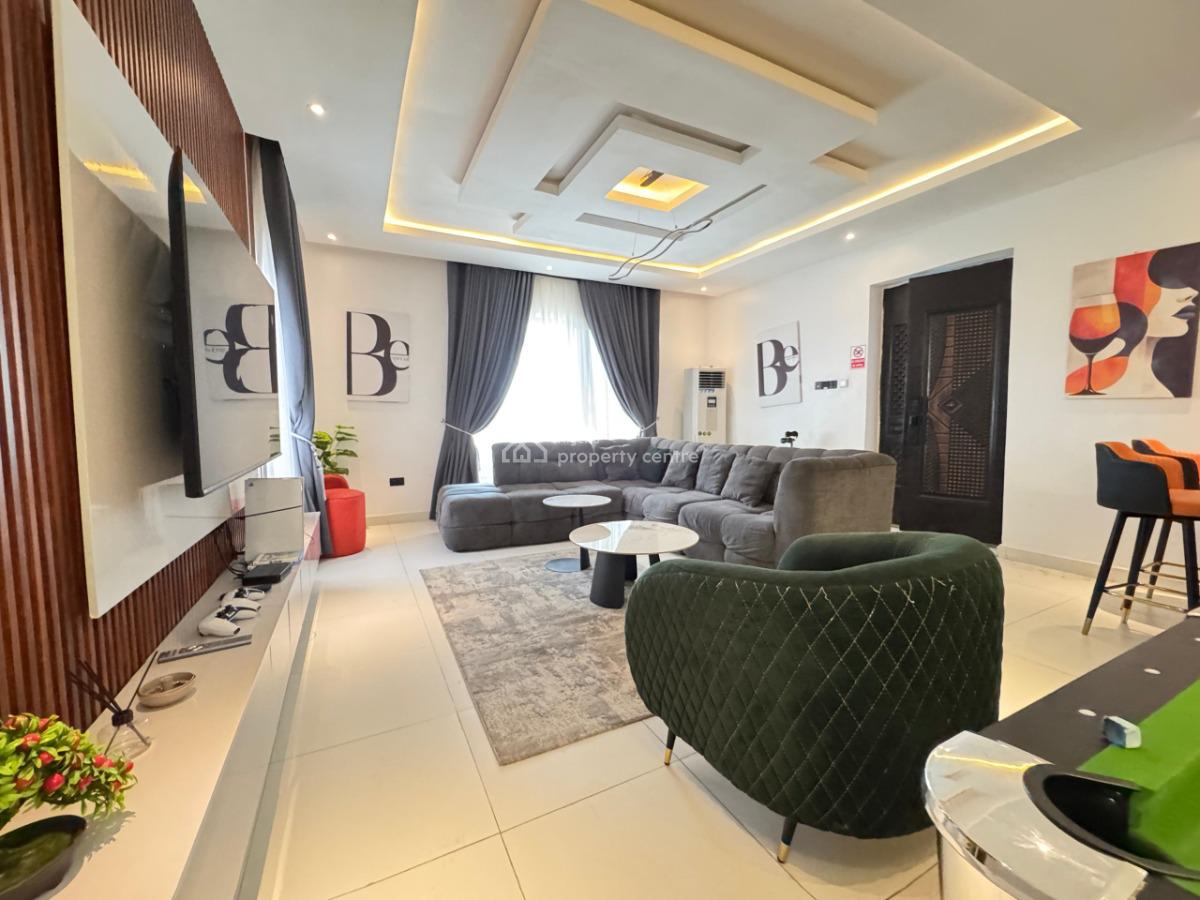 Luxury 1 Bedroom Apartment with  Pool and Ps5, Lekki Phase 1, Lekki, Lagos, Flat / Apartment Short Let