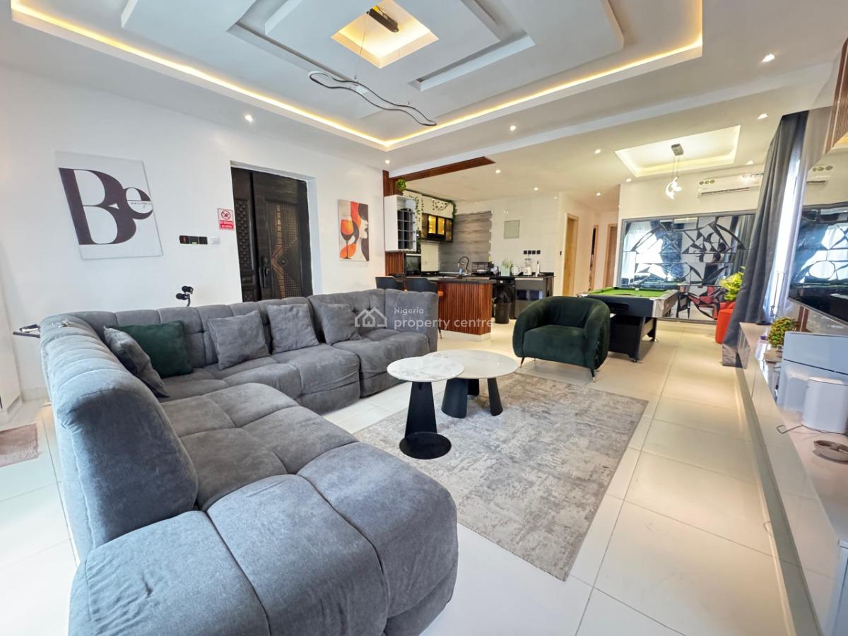 Luxury 1 Bedroom Apartment with  Pool and Ps5, Lekki Phase 1, Lekki, Lagos, Flat / Apartment Short Let
