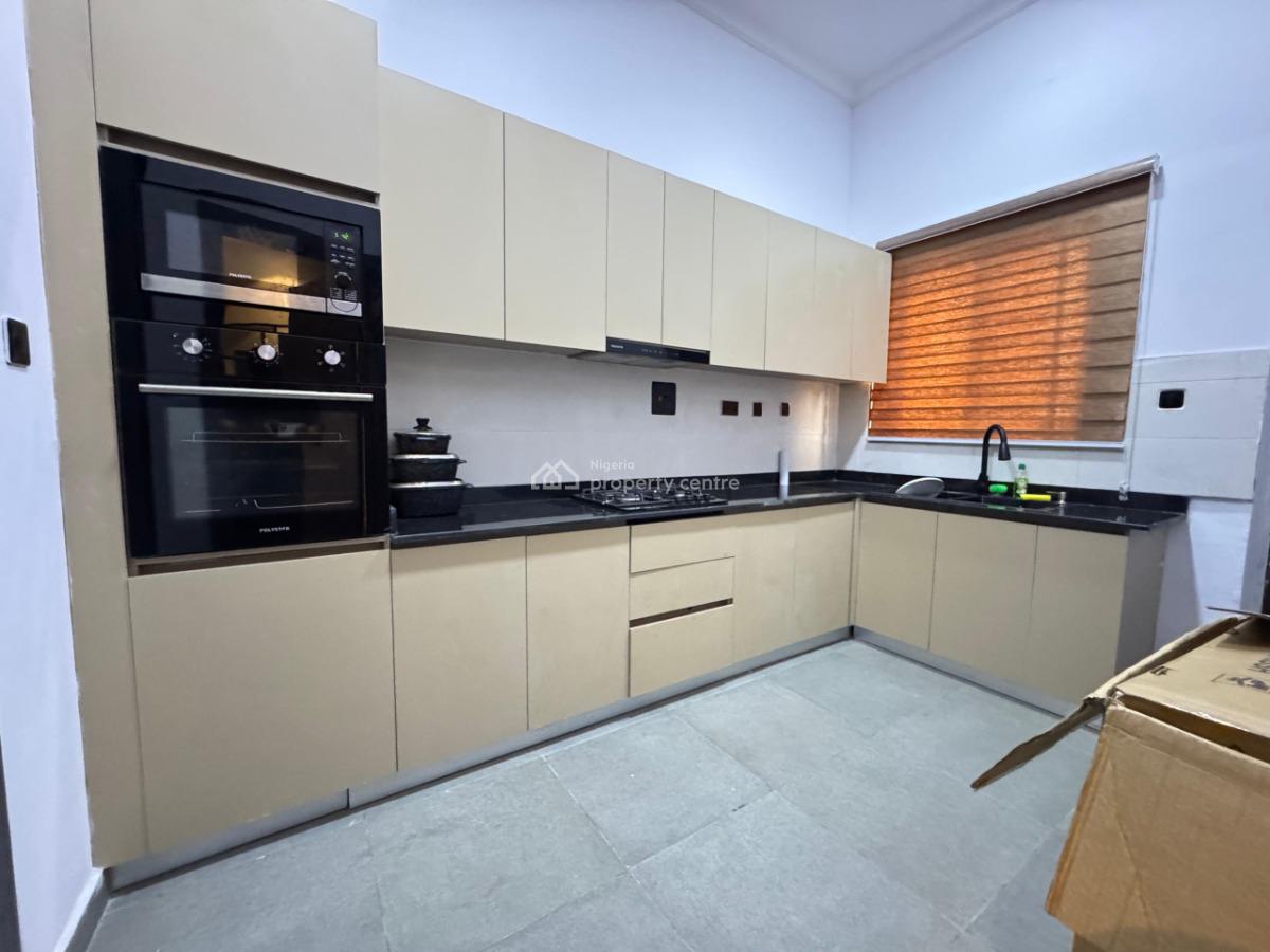 Luxury 3 Bedroom Apartment with Pool and Ps5 in a Secure Estate, Victoria Island (vi), Lagos, Flat / Apartment Short Let