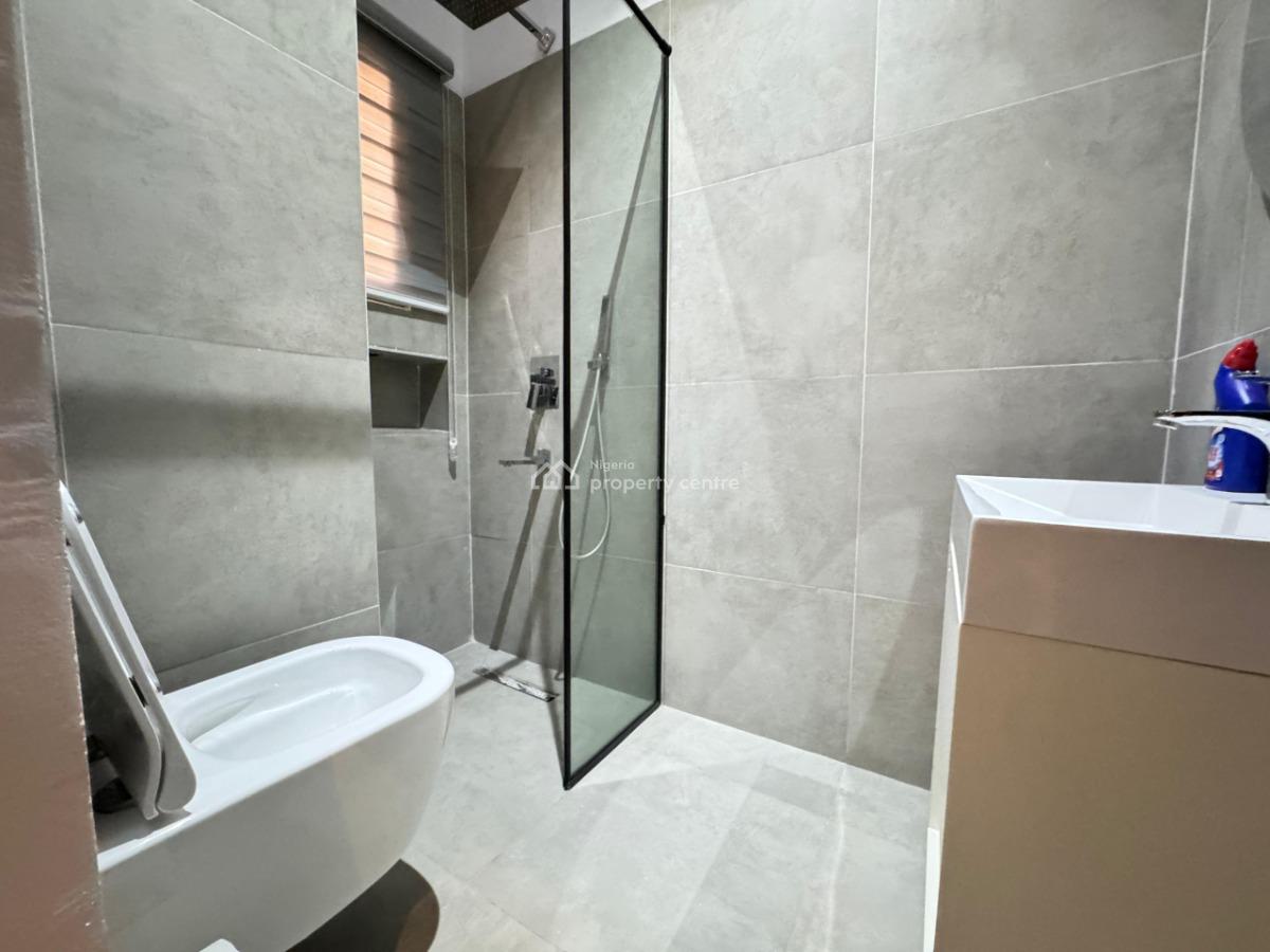 Luxury 3 Bedroom Apartment with Pool and Ps5 in a Secure Estate, Victoria Island (vi), Lagos, Flat / Apartment Short Let