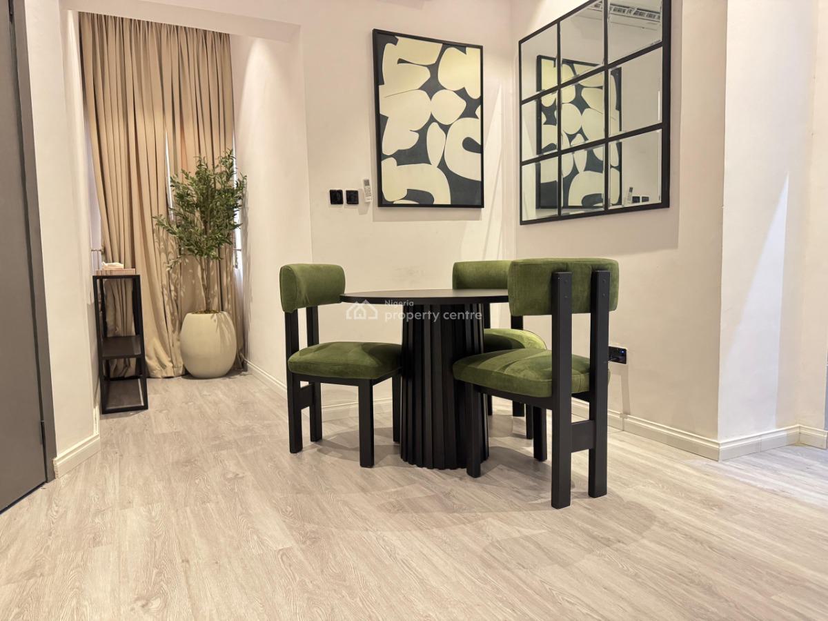 Luxury 3 Bedroom Apartment with Pool and Ps5 in a Secure Estate, Victoria Island (vi), Lagos, Flat / Apartment Short Let