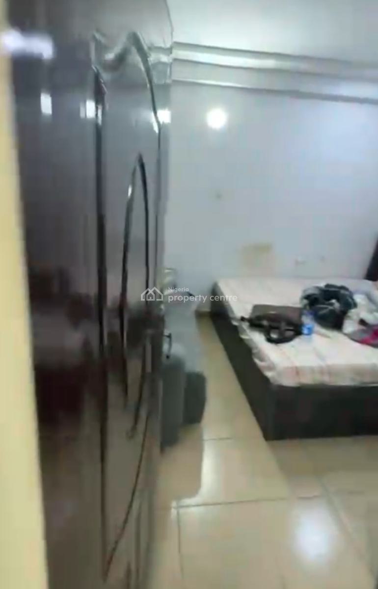 Very Spacious Self Contain, Tarred Rd, Wuye Main( Tarred Rd, Wuye, Abuja, Self Contain (single Rooms) for Rent