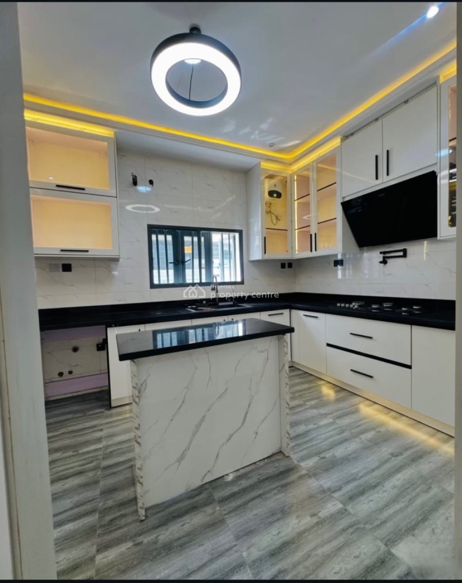 4 Bedroom Spacious Semi Detached Duplex with a Bq, Surulere, Lagos, Semi-detached Duplex for Sale