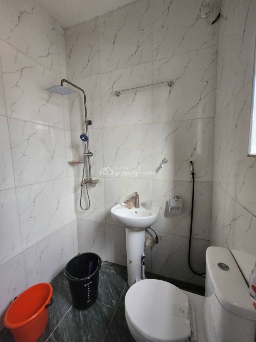 Standard and Massive Single Room Semi Master Bedroom (shared Apartment), Buenevista Estate Orchid Road, Lekki, Lagos, Self Contain (single Rooms) for Rent