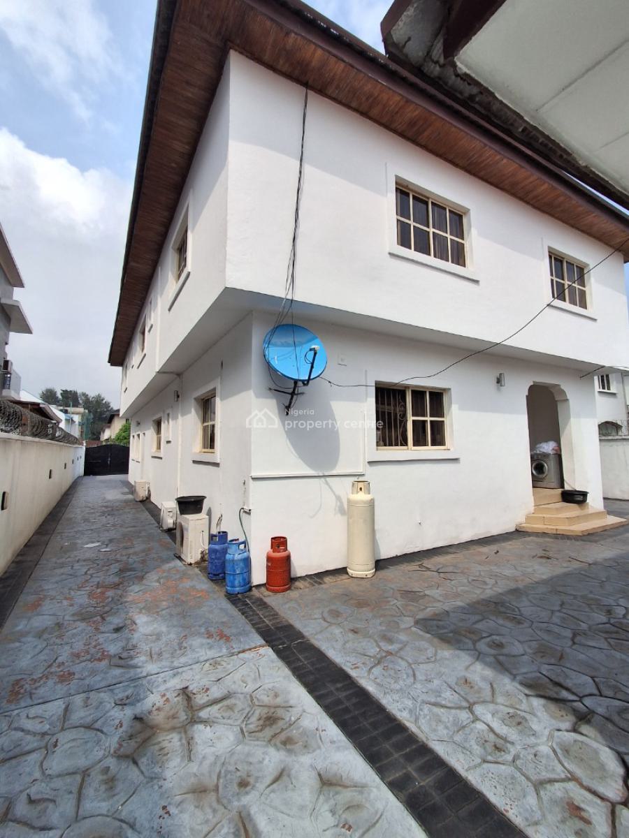 Neatly Used 5 Bedroom Detached Duplex with 2 Rooms Bq, V.g.c, Ikota, Lekki, Lagos, Detached Duplex for Sale