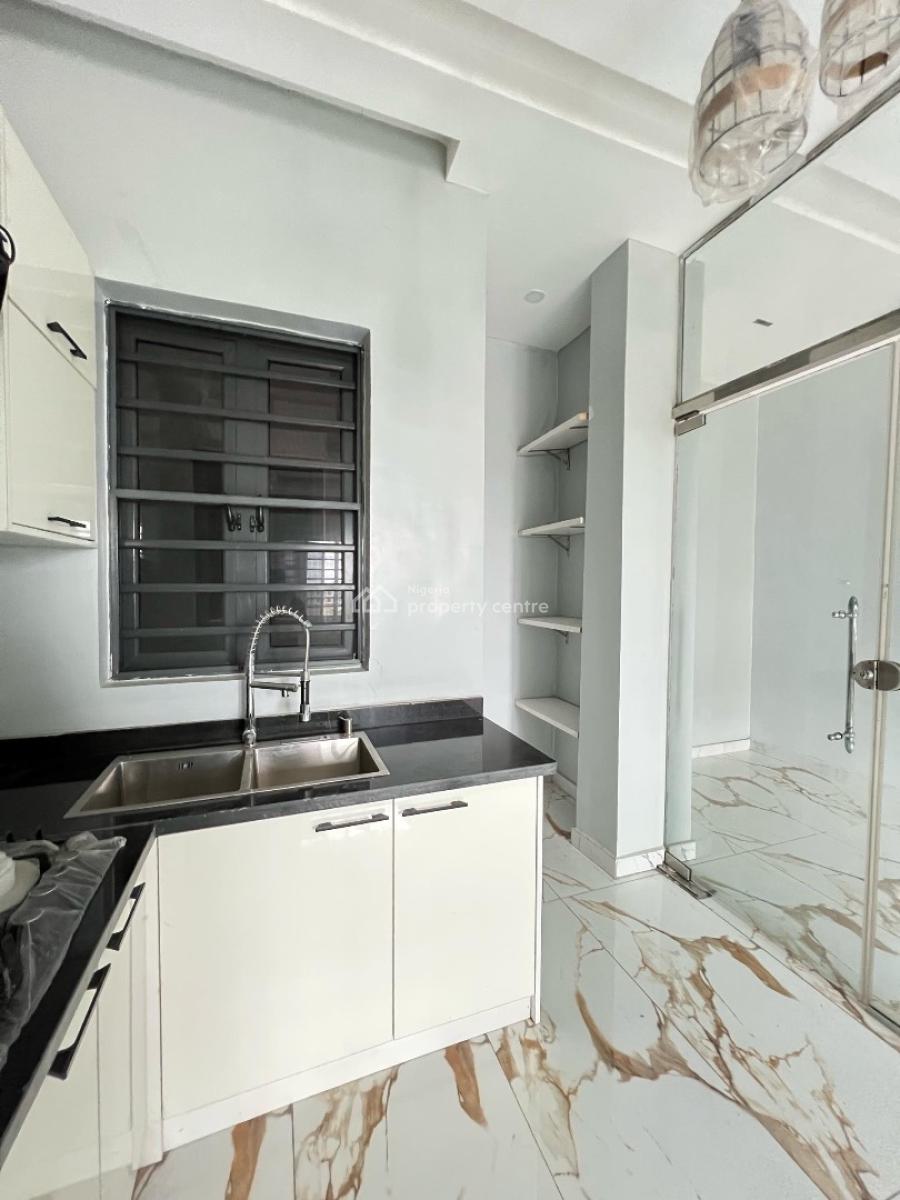 Affordable 2 Bedroom Apartment Bedroom in a Serene Environment, Lekki Phase 1, Lekki, Lagos, Flat / Apartment for Sale