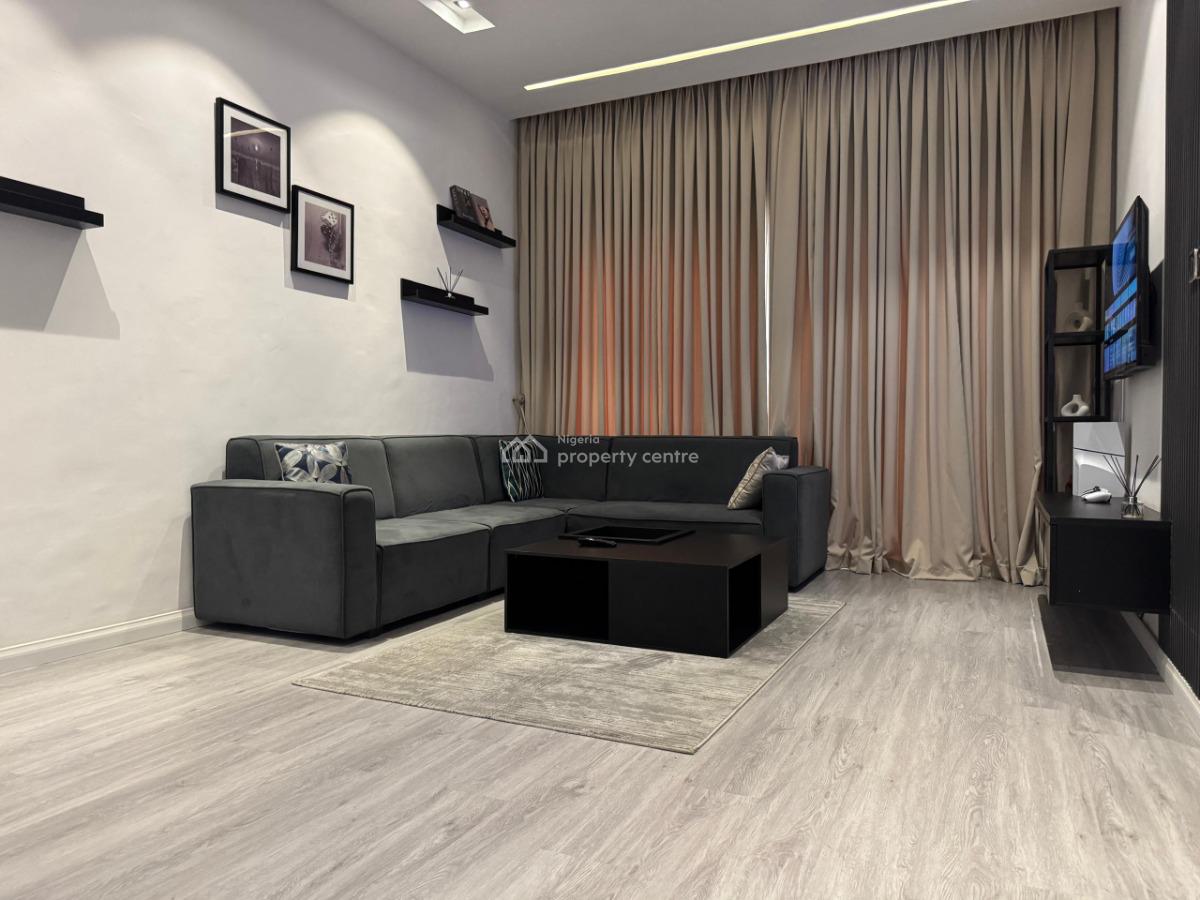 Luxury 2 Bedroom Apartment with Pool and Ps5 in a Secure Estate, Victoria Island (vi), Lagos, Flat / Apartment Short Let