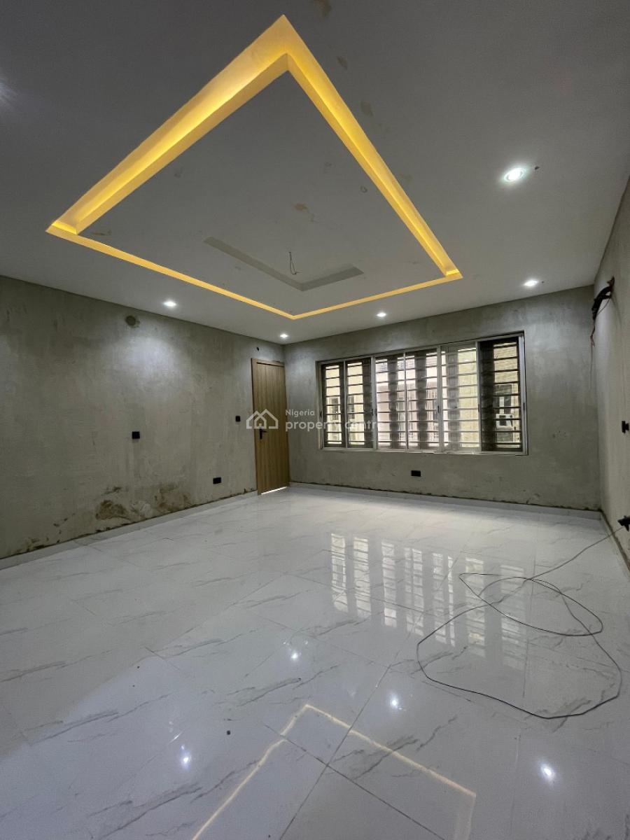 Exquisite 5bedroom Maisonette   with Bq and Study, Maisonette with Bq & Study Room, Lekki Phase 1, Lekki, Lagos, Flat / Apartment for Sale