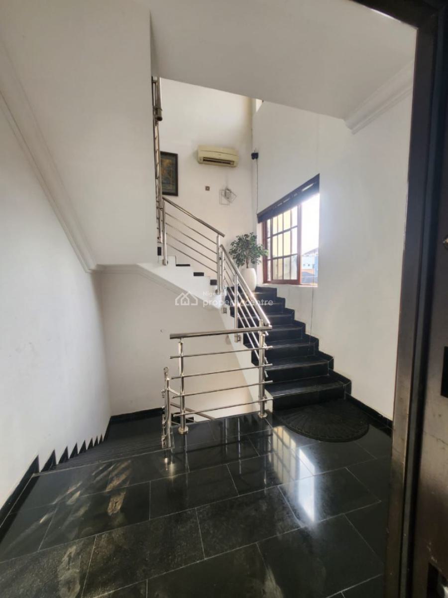 Well Maintained 3 Bedroom Apartment, Ikoyi, Lagos, Flat / Apartment for Rent