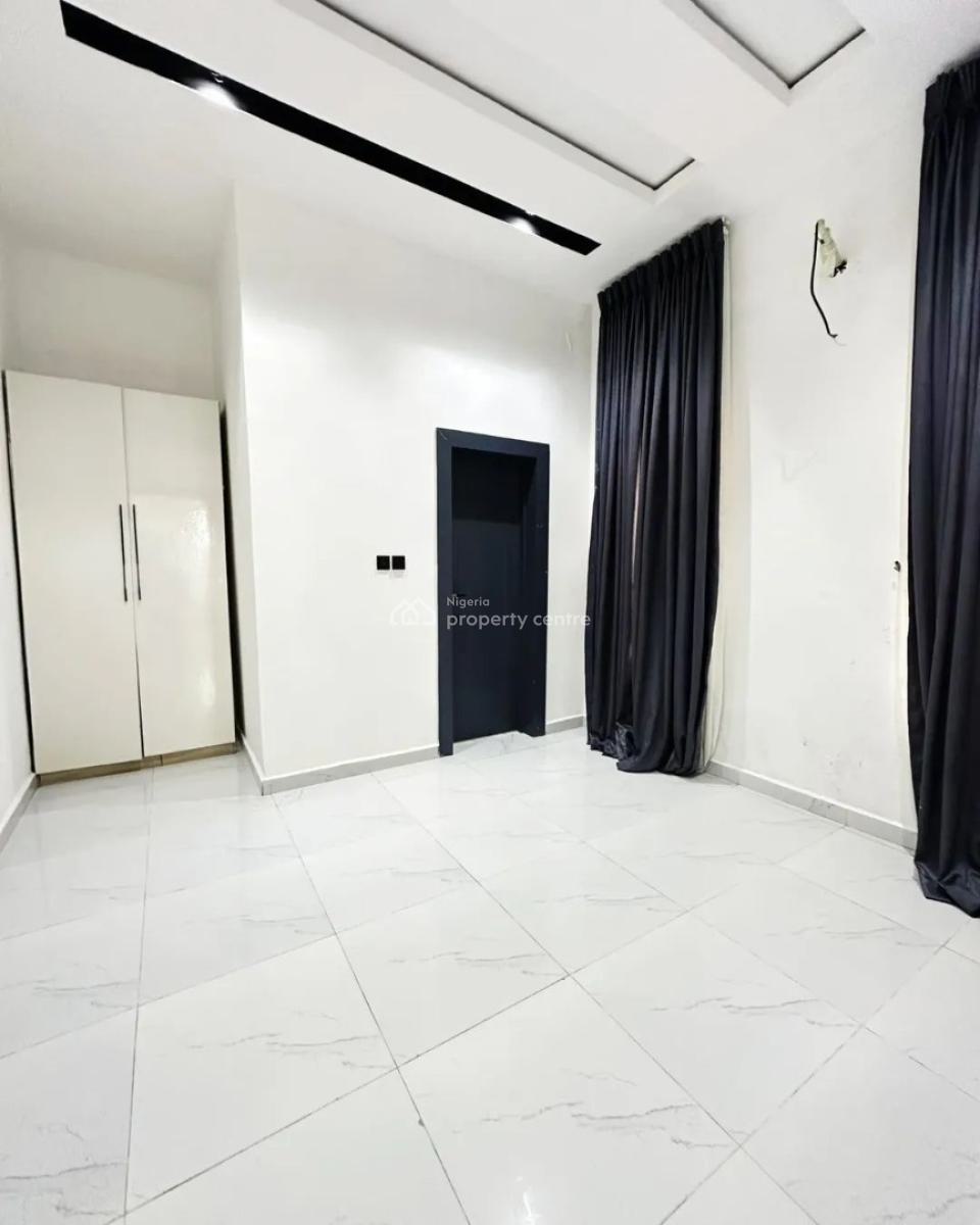 an Alluring 5 Bedroom  Fully Detached Duplex  with Swimming Pool, Orchid, Lekki, Lagos, Detached Duplex for Sale