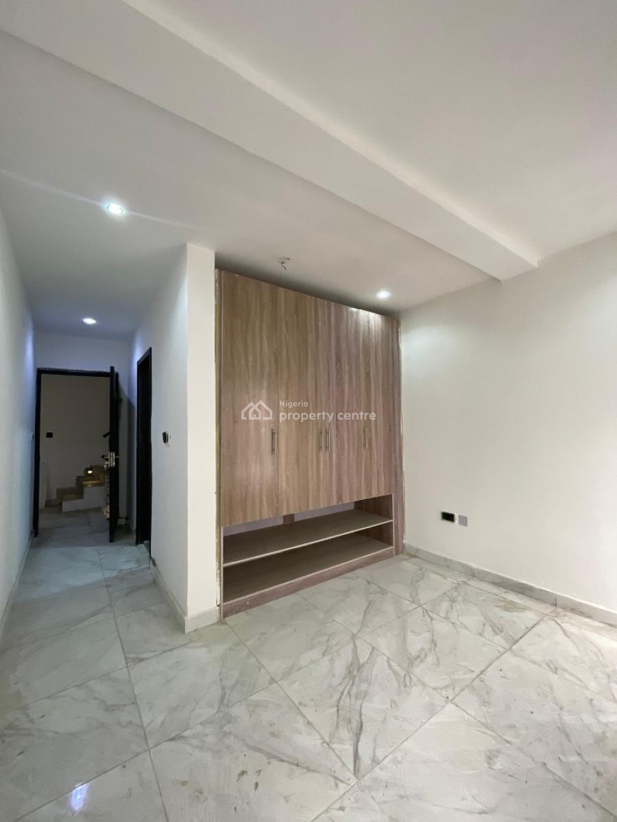 Exquisitely Built 4 Bedroom Terraced Duplex with Bq, Lekki Phase 1, Lekki, Lagos, Terraced Duplex for Sale
