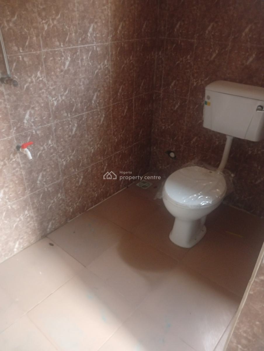 Executive 2 Bedroom Flat, Martins Estate,alagbole, Ojodu Berger, Ojodu, Lagos, Flat / Apartment for Rent