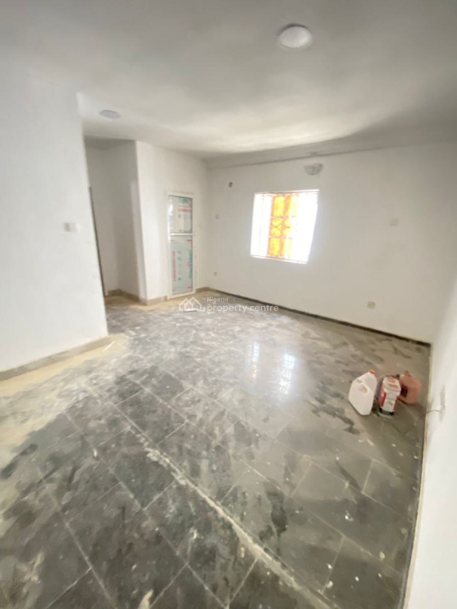 Renovated, Self Service Two (2) Bedroom Upstairs, Lekki Phase 1, Lekki, Lagos, Flat / Apartment for Rent