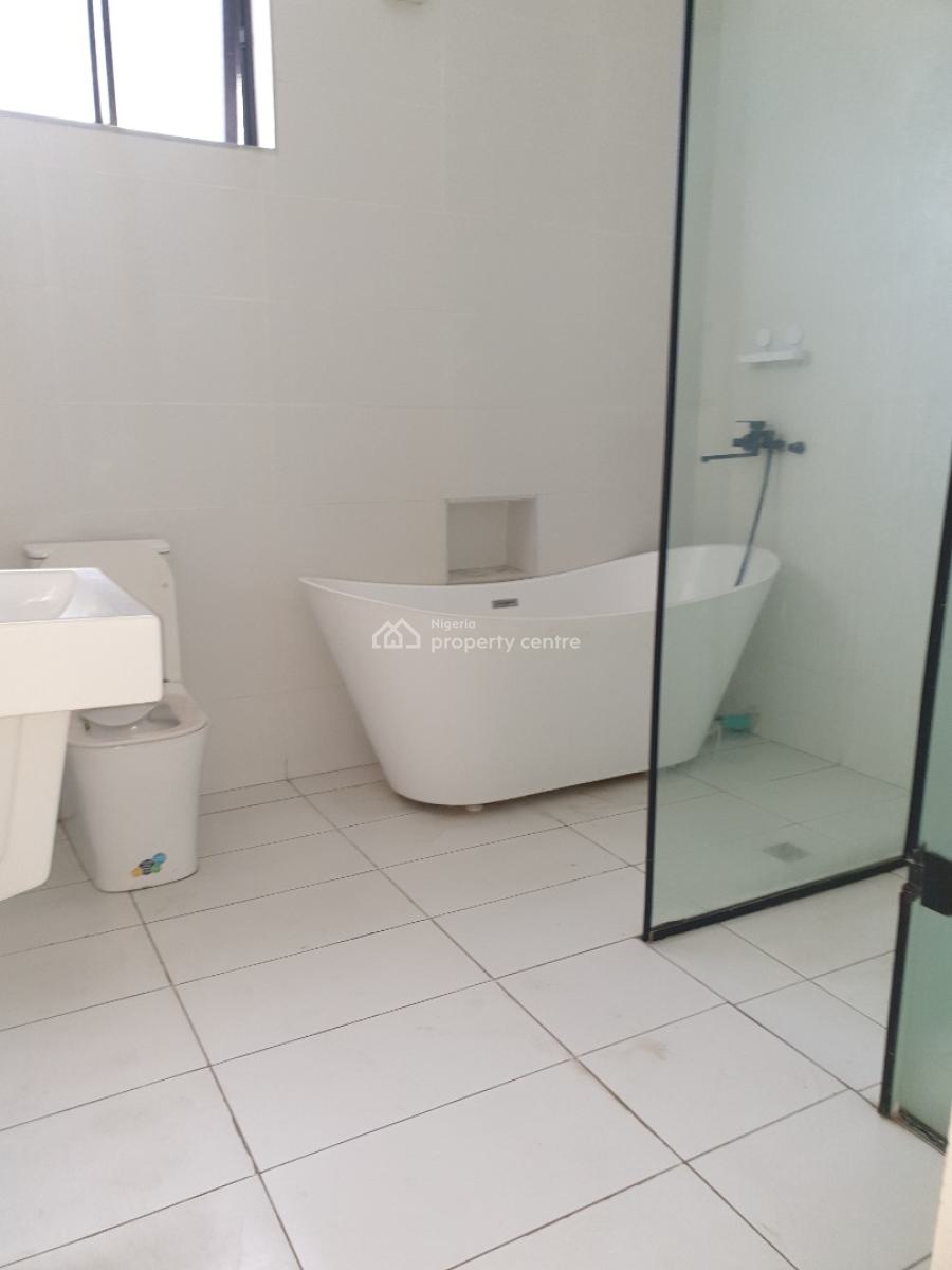 Beautiful 4 Bedroom Maisonette with a Room Bq, Spg Road, Ologolo, Lekki, Lagos, House for Rent