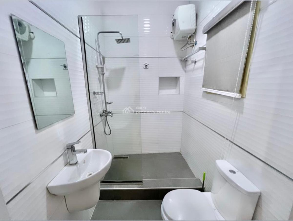Fully Serviced 2 Bedroom Flat, Lekki Phase 1, Lekki, Lagos, Flat / Apartment for Rent