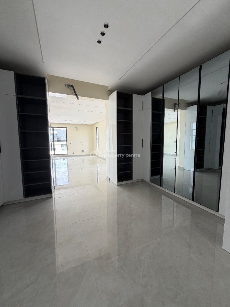 Spacious 5 Bedroom Fully Detached House with Pool, Chevron, Lekki, Lagos, Detached Duplex for Sale