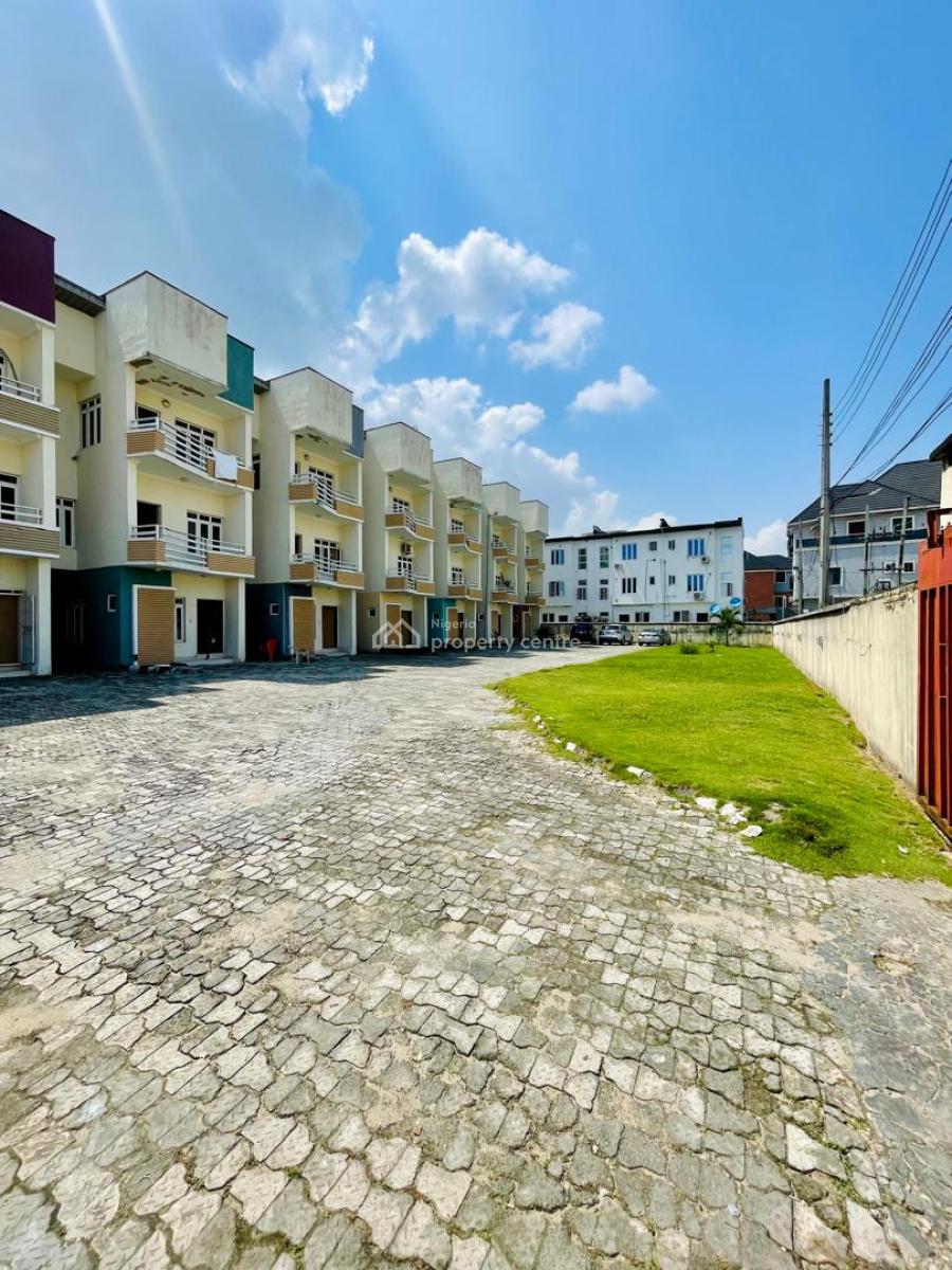 Beautiful 4 Bedroom Terrace Duplex, Osapa London, Osapa, Lekki, Lagos, Terraced Duplex for Sale