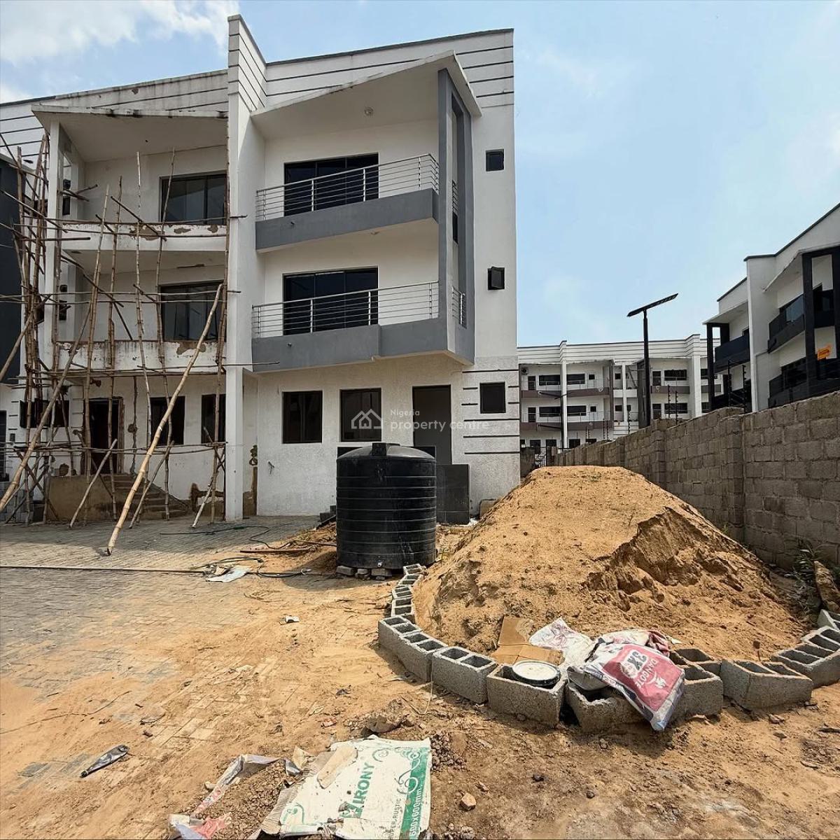 4 Bedroom Terrace Duplex (corner Unit) 1 Room Bq, Zone 4, Wuse, Abuja, Terraced Duplex for Sale