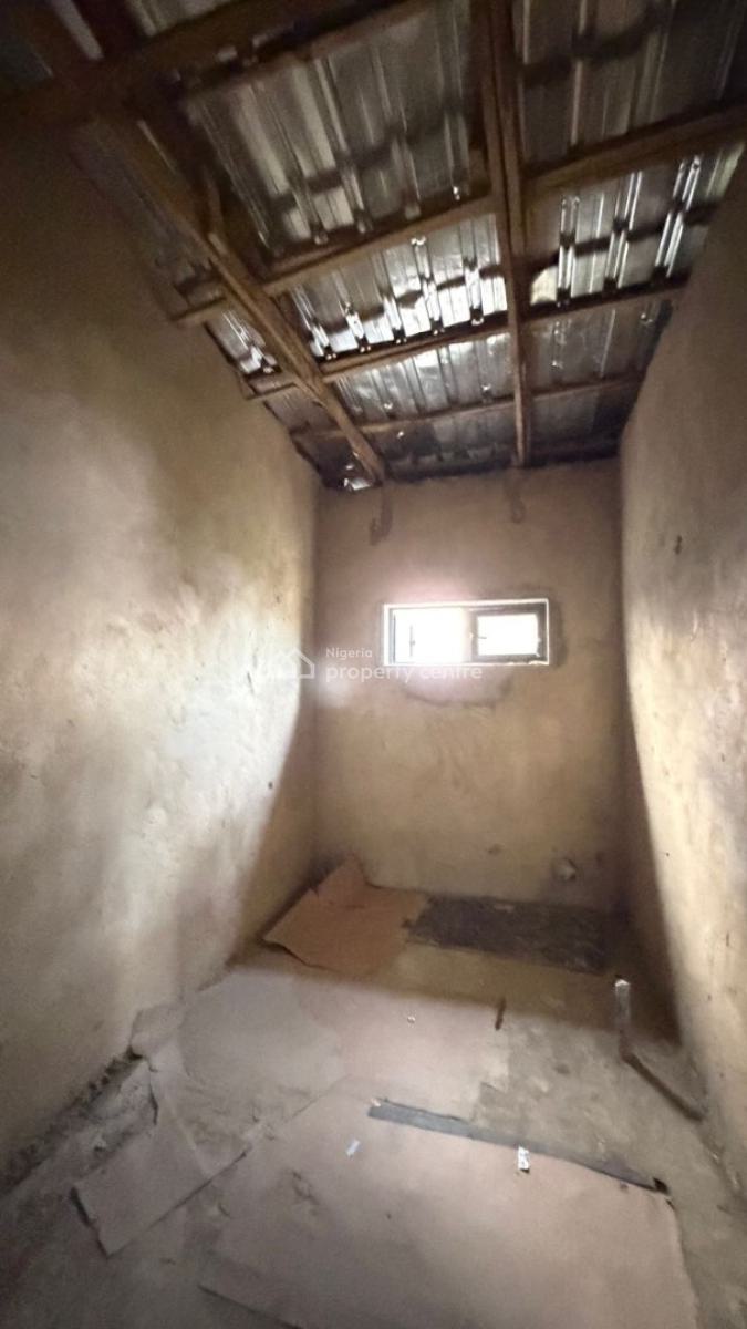 5 Bedroom Terrace Duplex, Apo, Abuja, Terraced Duplex for Sale