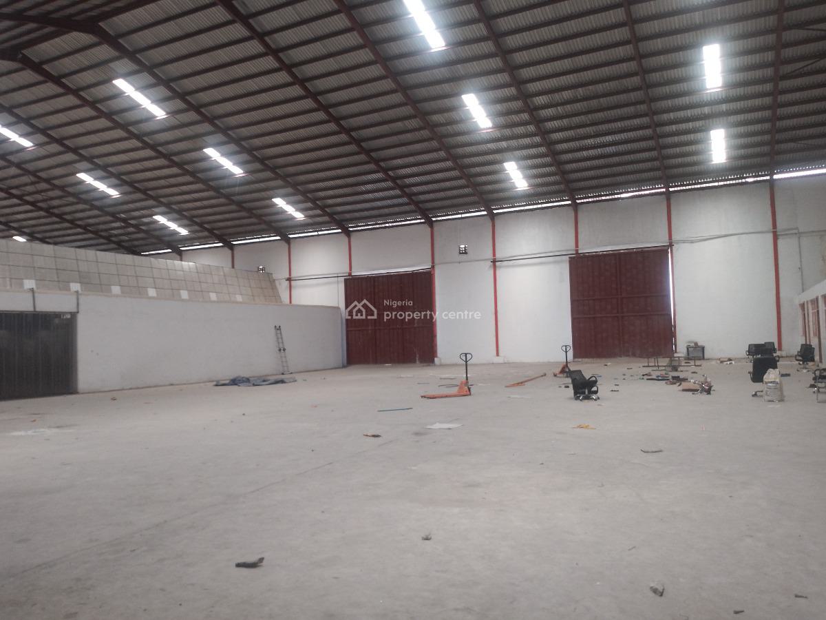 3,000 Square Meter Warehouse, Lagos Ibadan Express Way Wawa, Ojodu Berger, Ojodu, Lagos, Warehouse for Rent