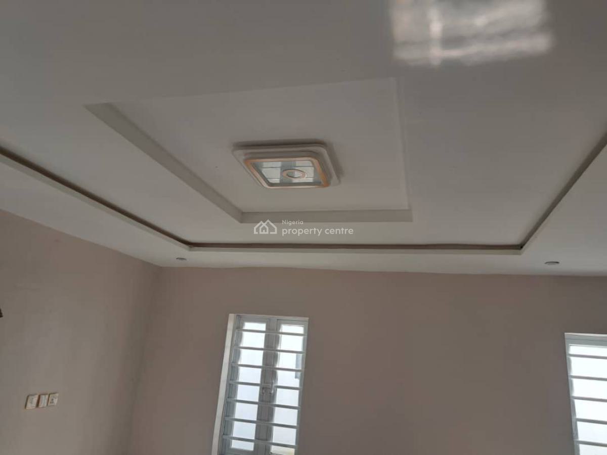 Self Serviced 5 Bedroom Semi Detached Duplex with Bq, Osapa, Lekki, Lagos, Semi-detached Duplex for Rent