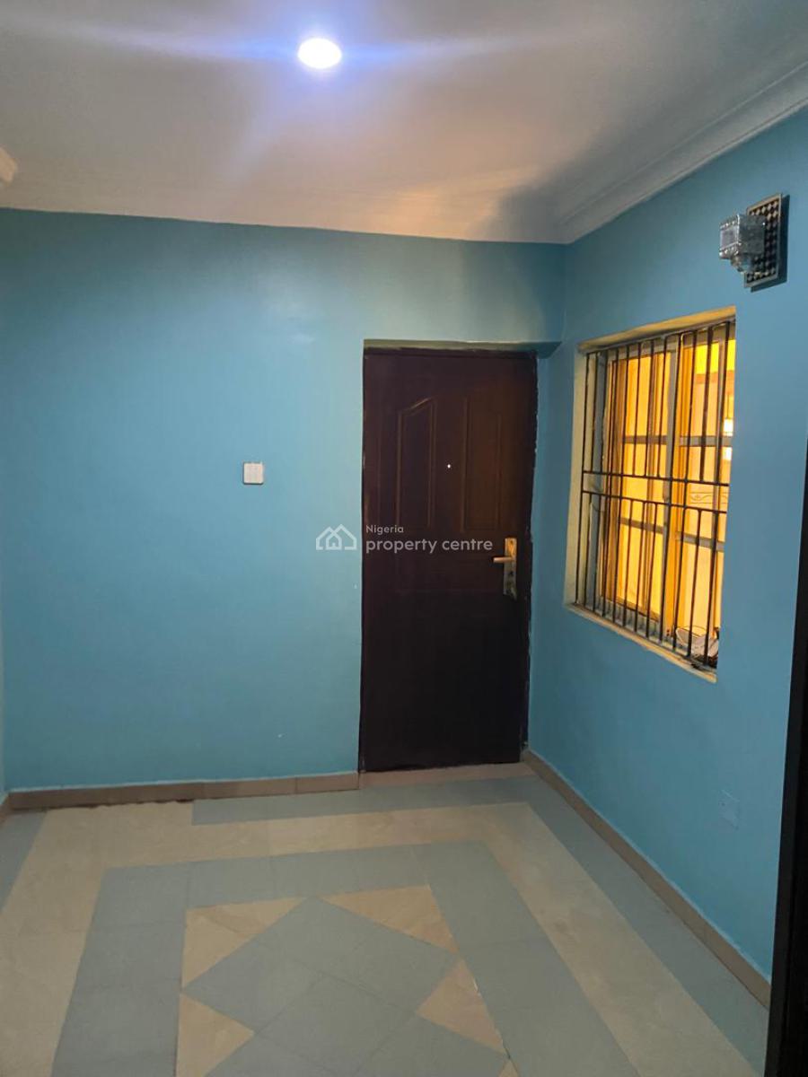 Luxury & Renovated 3 Bedroom Duplex, Gra Phase 1, Magodo, Lagos, Semi-detached Duplex for Rent