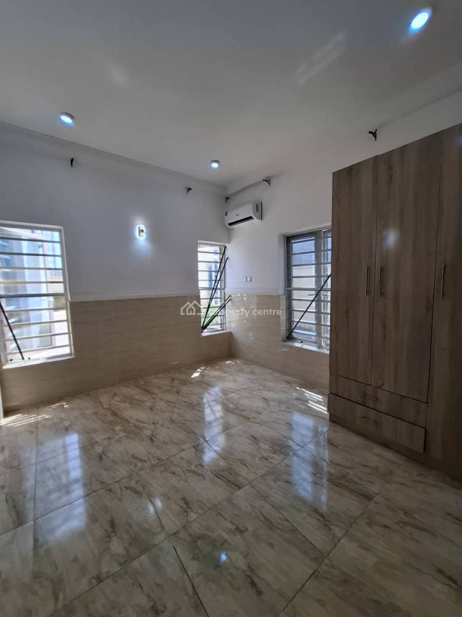 Standard Three Bedroom Flat Located on The Ground Floor, Katampe (main), Katampe, Abuja, Flat / Apartment for Rent