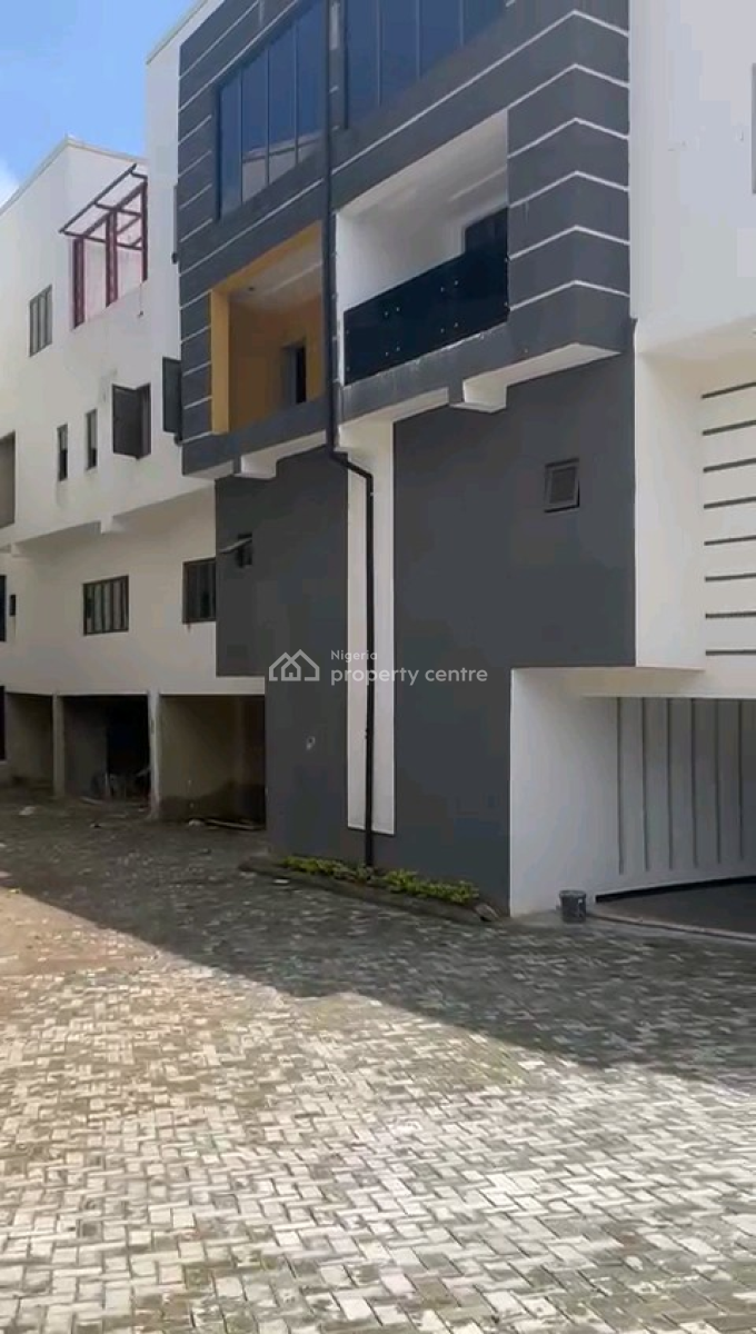 Luxurious 4-bedroom Terrace Duplex, Behind Hmedix, Guzape District, Abuja, Terraced Duplex for Sale
