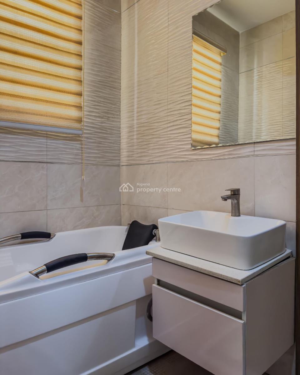 Deluxe 3 Bedroom Apartment with Ps5 & Internet, Oniru, Victoria Island (vi), Lagos, Flat / Apartment Short Let