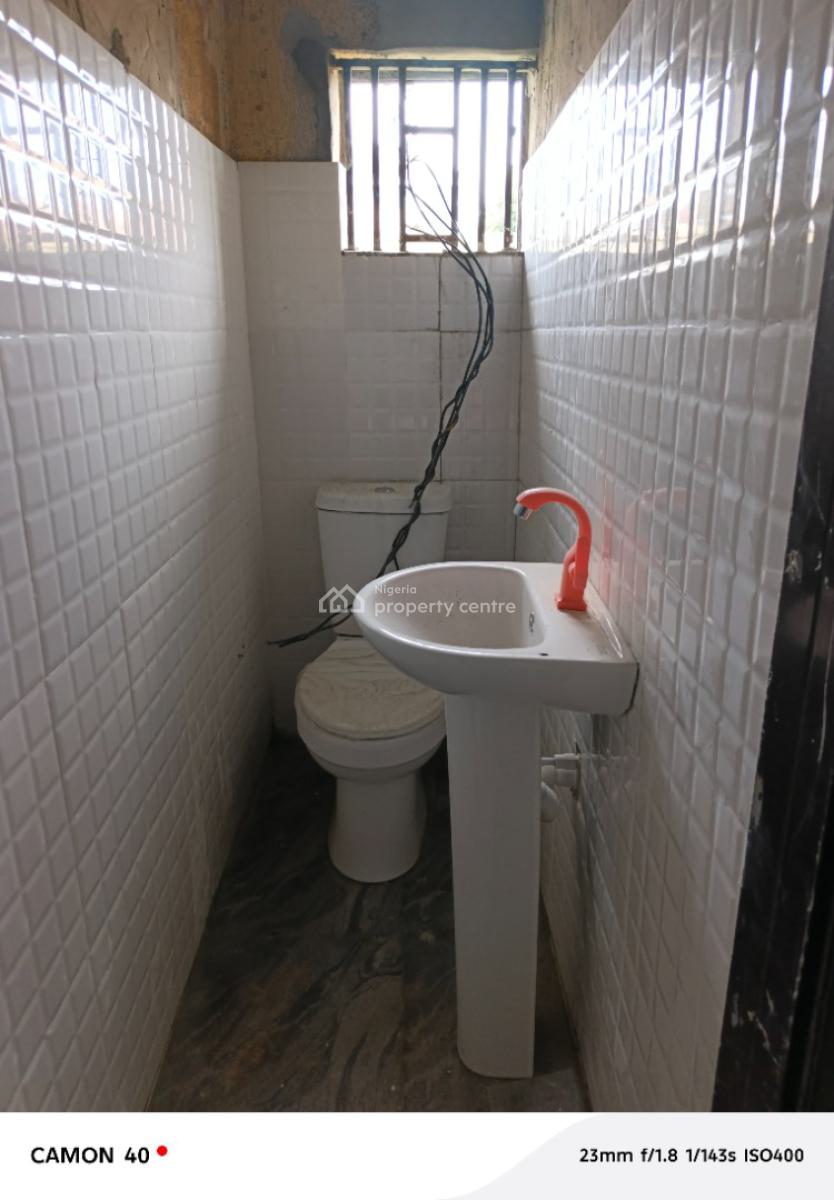 Spacious 2 Bedroom Flat, Badore, Ajah, Lagos, Flat / Apartment for Rent