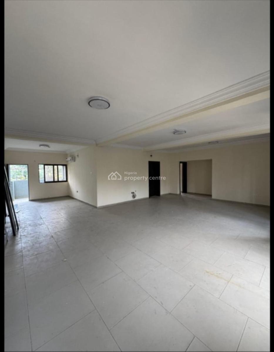 Tastefully Built 3 Bedroom, Off Admiralty Way, Lekki Phase 1, Lekki, Lagos, Flat / Apartment for Rent