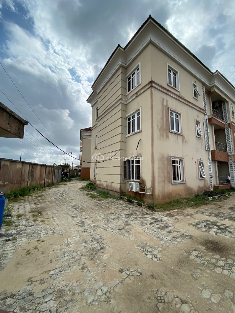Well Maintained 2 Bedroom Apartment, Ologunfe, Awoyaya, Ibeju Lekki, Lagos, Flat / Apartment for Rent